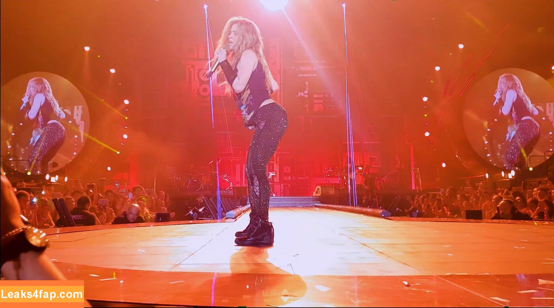 Shakira / shakkira leaked photo photo #0450