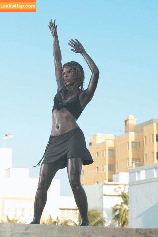 Shakira / shakkira leaked photo photo #0550