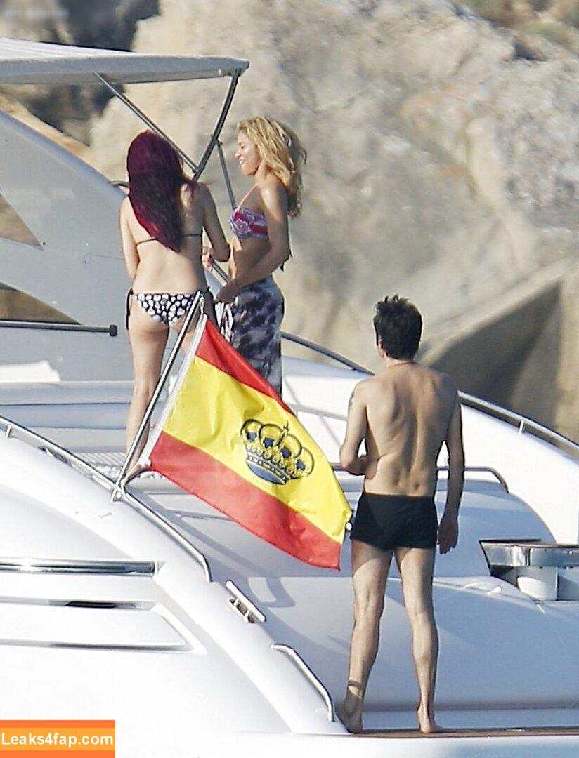 Shakira / shakkira leaked photo photo #0661