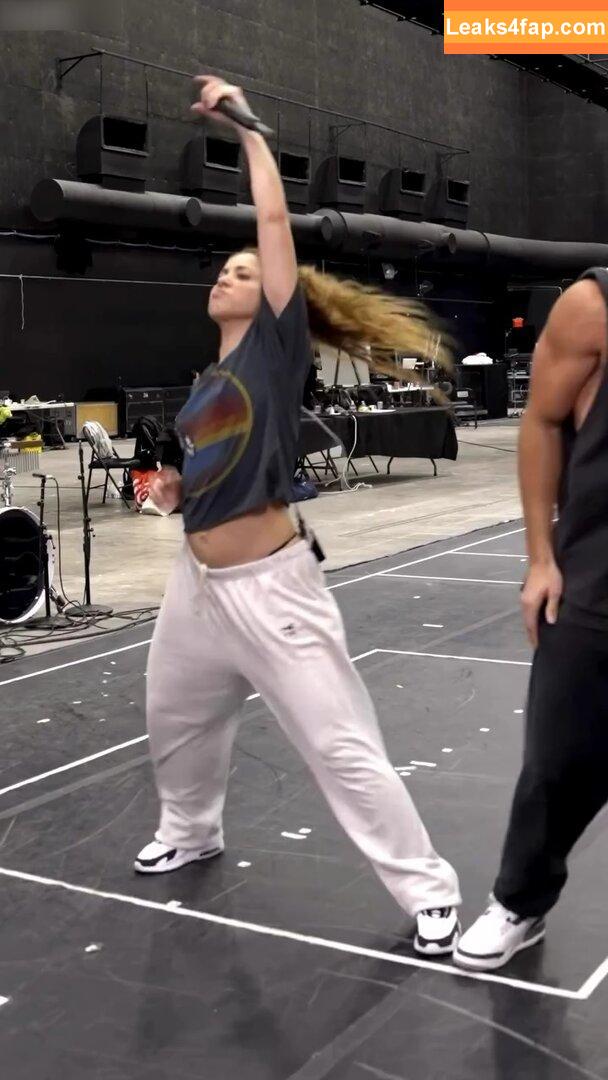 Shakira / shakkira leaked photo photo #0741