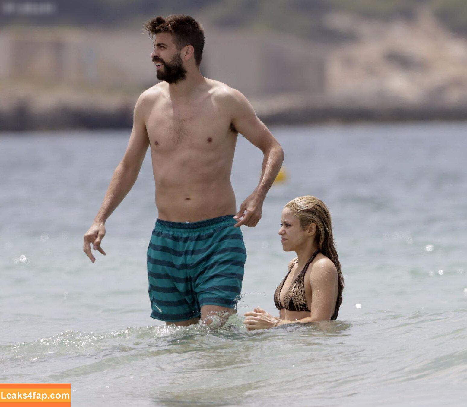 Shakira / shakkira leaked photo photo #0757