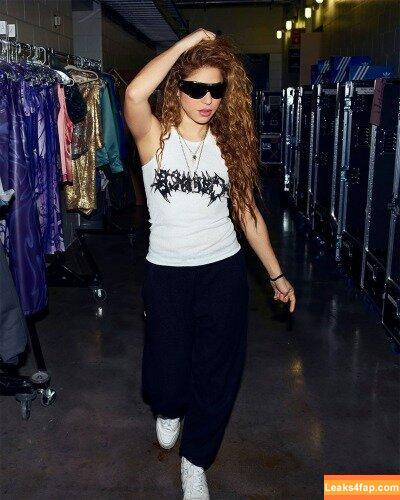 Shakira / shakkira leaked photo photo #0777