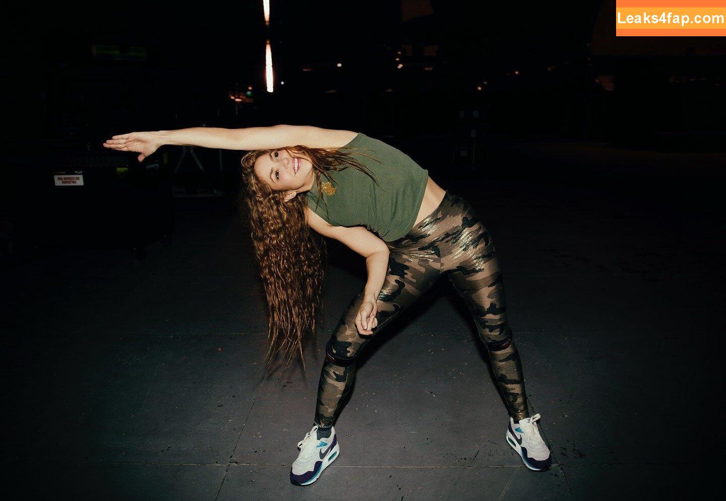 Shakira / shakkira leaked photo photo #0785