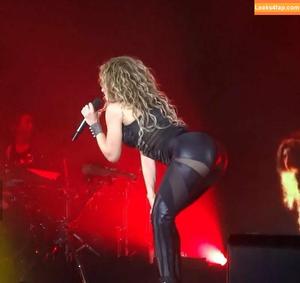Shakira photo #0081