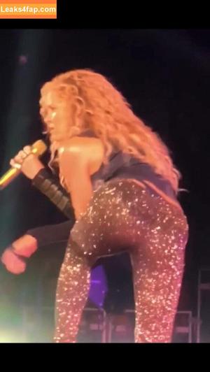 Shakira photo #0186