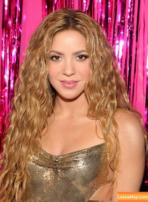Shakira photo #0202