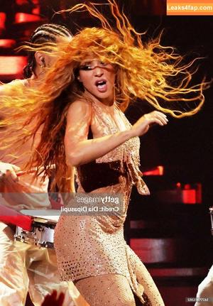 Shakira photo #0226