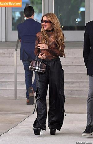 Shakira photo #0303