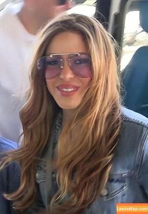 Shakira photo #0310