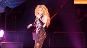 Shakira photo #0374