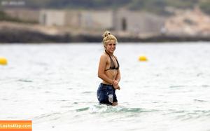 Shakira photo #0746
