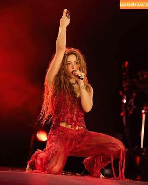 Shakira photo #0909