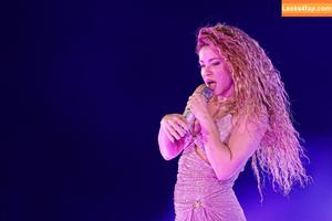 Shakira photo #0928