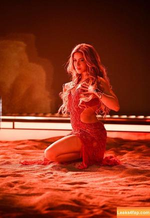 Shakira photo #0958