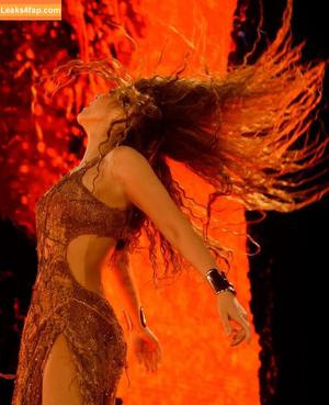 Shakira фото #0982