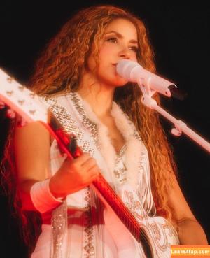 Shakira фото #0983