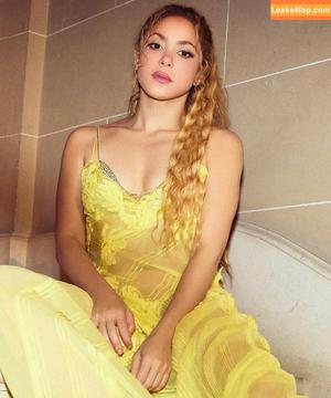 Shakira photo #1002