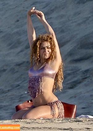 Shakira фото #1036