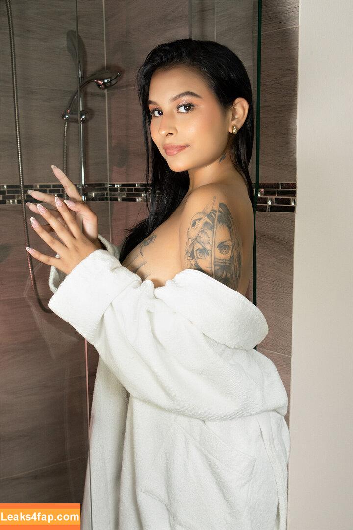 shalydaniela / shalydaniela_ leaked photo photo #0044