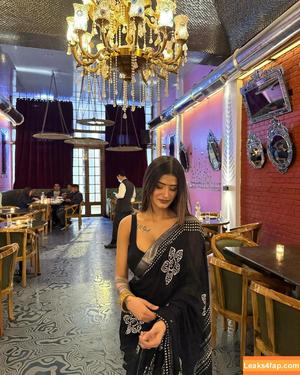 Shambhavi Singh photo #0075