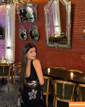 Shambhavi Singh photo #0076