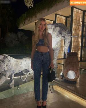 Shania Geiss photo #0012