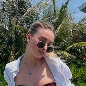 Shania Geiss photo #0026