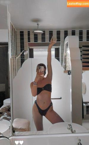 Shania Geiss photo #0060