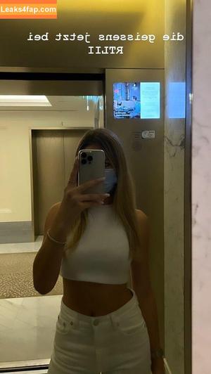 Shania Geiss photo #0061