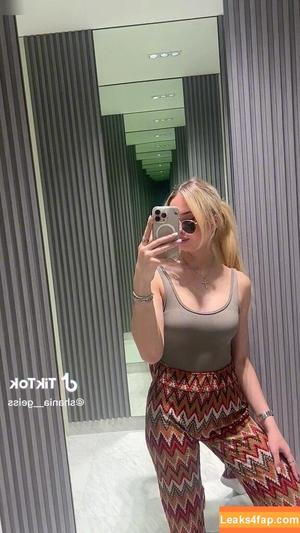 Shania Geiss photo #0066