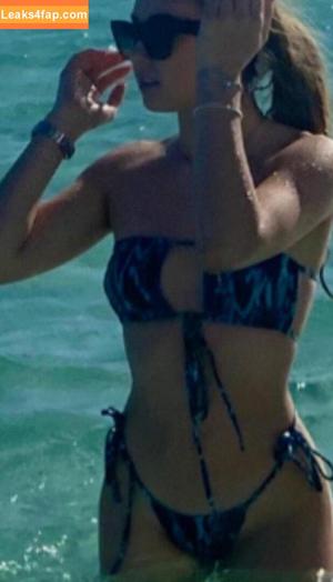 Shania Geiss photo #0072