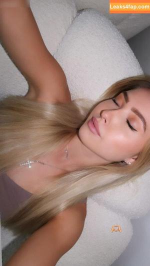 Shania Geiss photo #0160