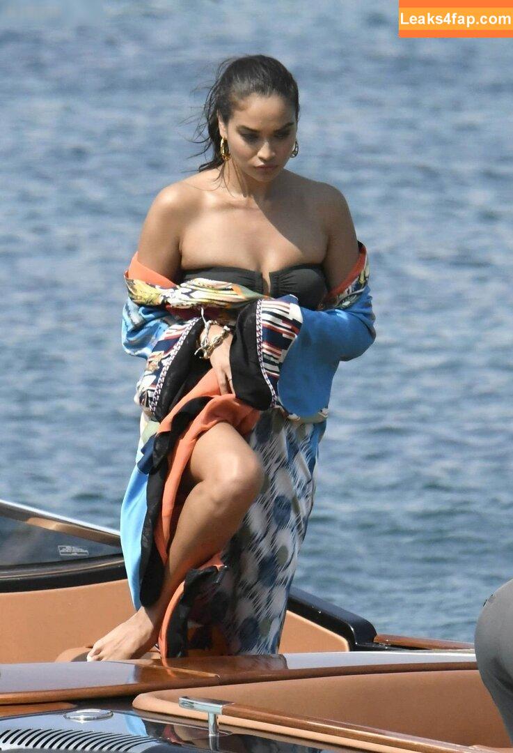 Shanina Shaik / shaninamshaik leaked photo photo #0347