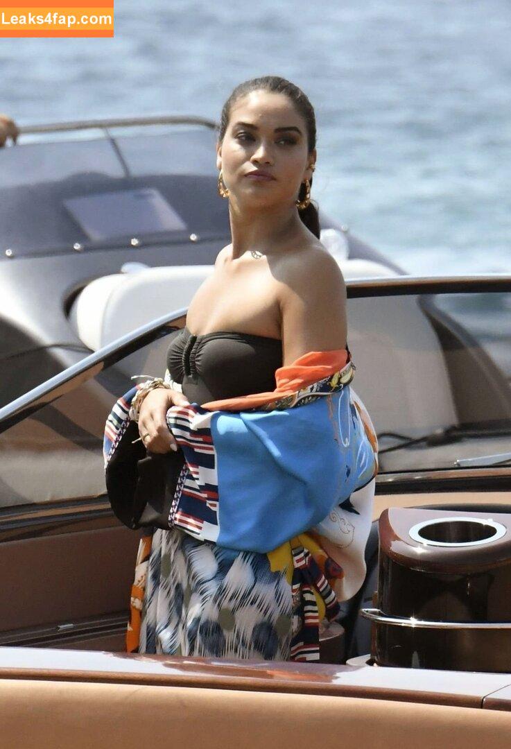 Shanina Shaik / shaninamshaik leaked photo photo #0354