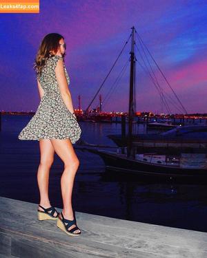 Shannon Fairweather photo #0035