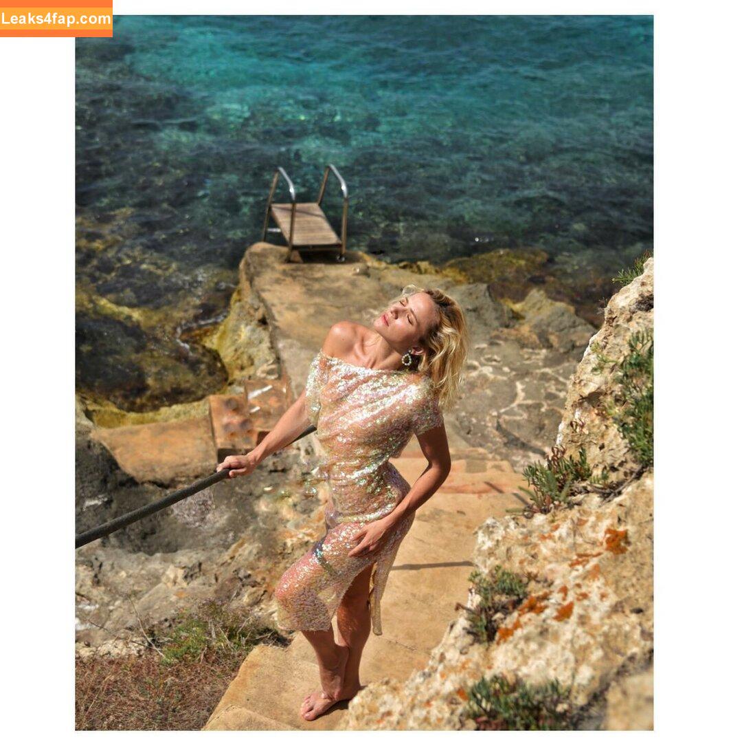 Shantel VanSanten / therealshantel leaked photo photo #0002