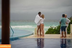 Shantel VanSanten photo #0071