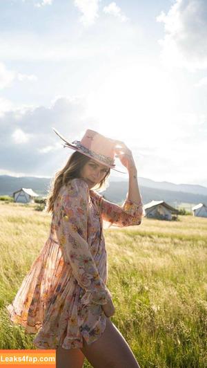 Shantel VanSanten photo #0112