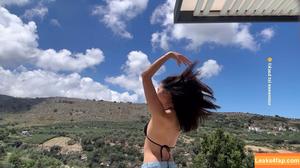 Shanti Tan photo #0309