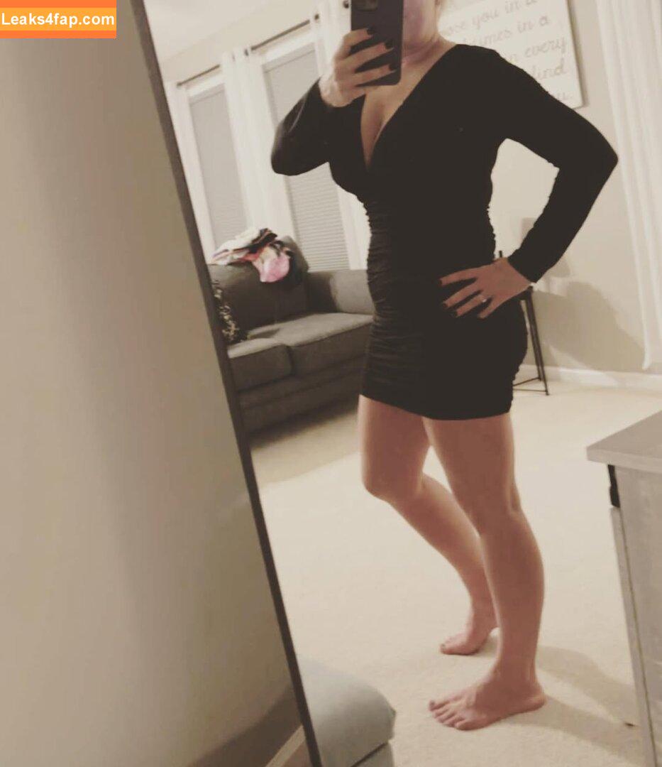 Sharedpilotswife / Ksplayplace / firstclass_upgrade leaked photo photo #0083