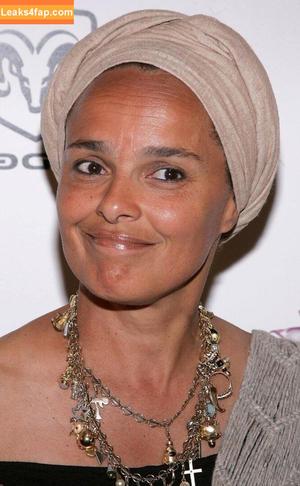 Shari Lynn Belafonte photo #0023