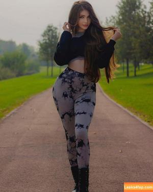 Sharishaxd photo #0152