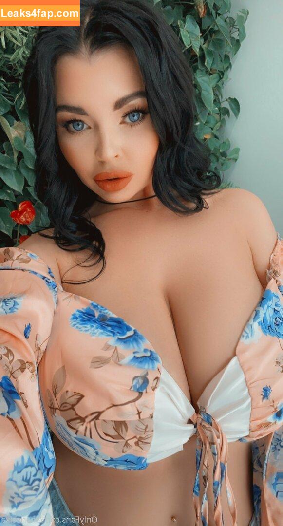 sharizelka / sha_rizel_queen leaked photo photo #0111