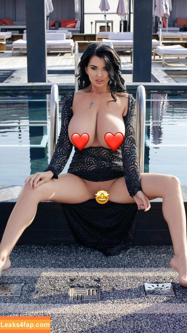 sharizelka / sha_rizel_queen leaked photo photo #0178