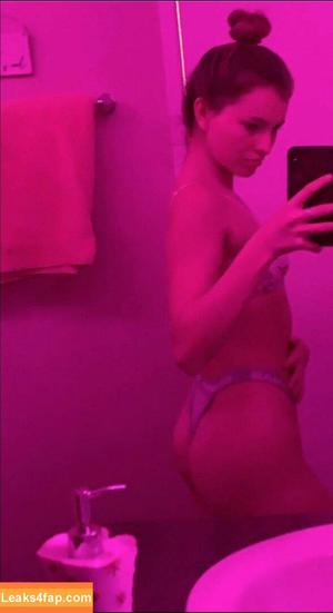 Sharlize True Trujillo photo #0009