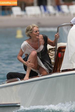 Sharon Stone photo #0052