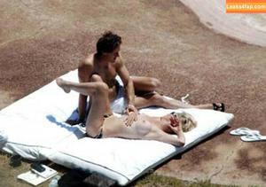 Sharon Stone photo #0066