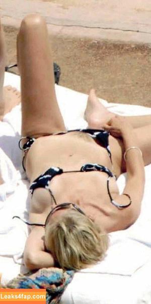 Sharon Stone photo #0067