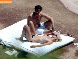 Sharon Stone photo #0071