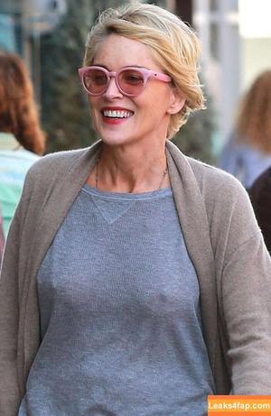 Sharon Stone photo #0178